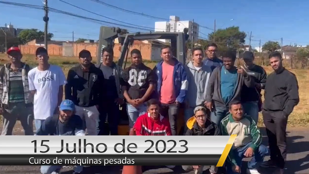 Empilhadeira Curso 15 de julho de 2023