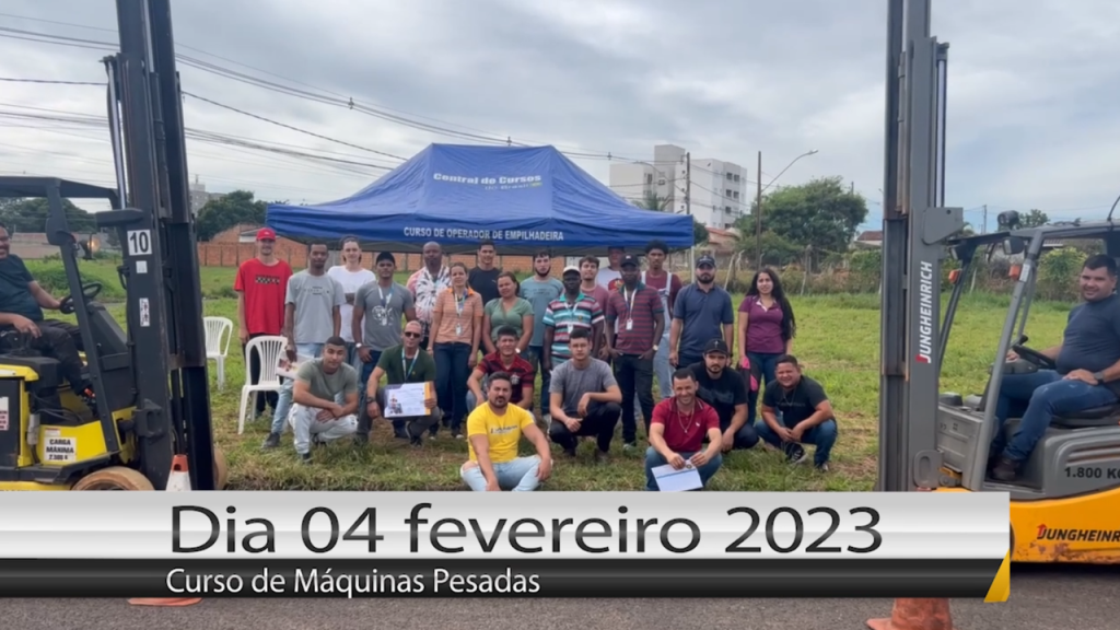 Empilhadeira curso 04 de fevereiro de 2023