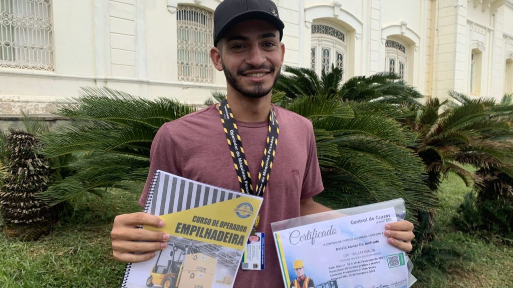 Aluno Curso empilhadeira em Araguari